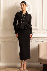 Peplum Belli ve Dekoratif Düğmeli Örme Dokulu Elbise